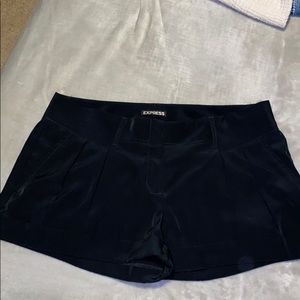 EXPRESS DRESS SHORTS